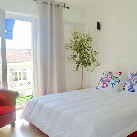 Elegant & Luminous 2-br - Center Appartement Antibes